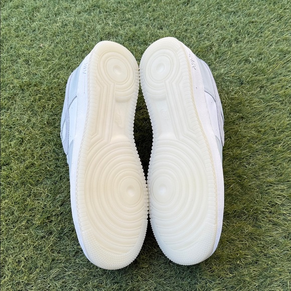 Nike Air Force 1 ‘07 LV8 main image 5